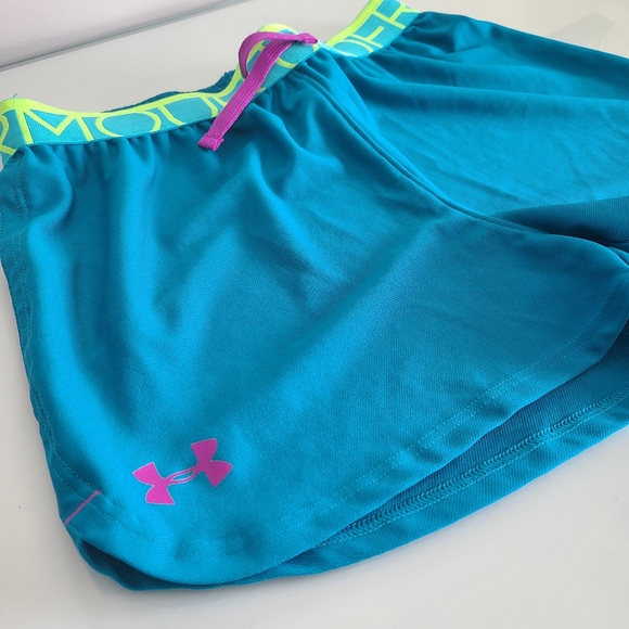 NWT Under Armour Shorts - Picture 4 of 4